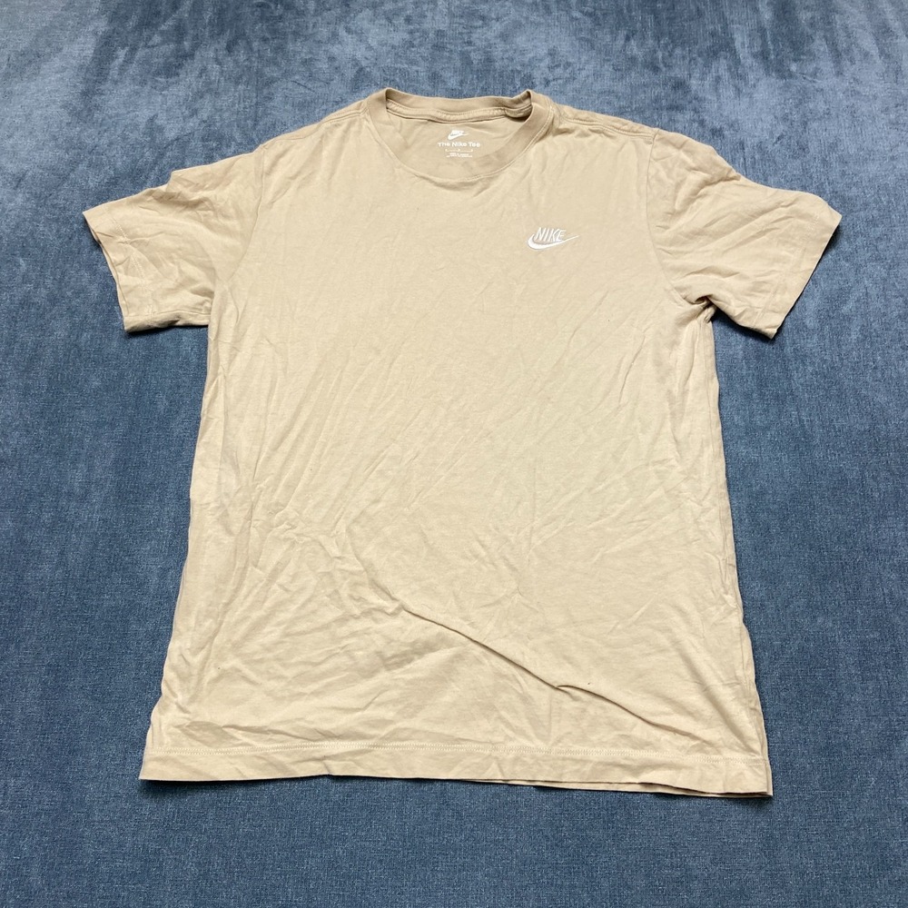 Nike T-Shirt Mens Medium Beige Cotton Swoosh Logo Summer Outdoor Everyday Wear